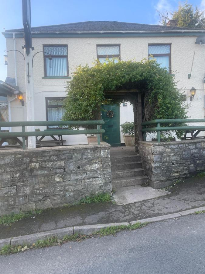 Milton Hotel Llanwern Village Newport (Gwent) Exterior photo